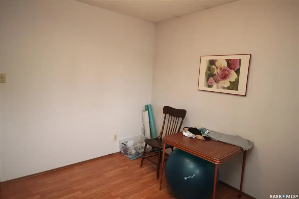 755 Trent Crescent Saskatoon SK S7H 4V4