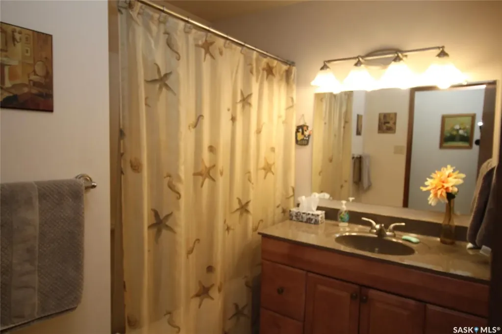 755 Trent Crescent Saskatoon SK S7H 4V4
