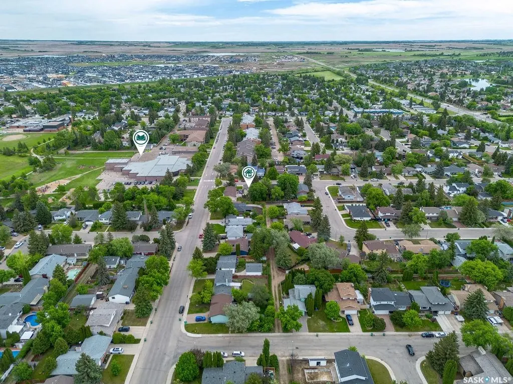 755 Trent Crescent Saskatoon SK S7H 4V4