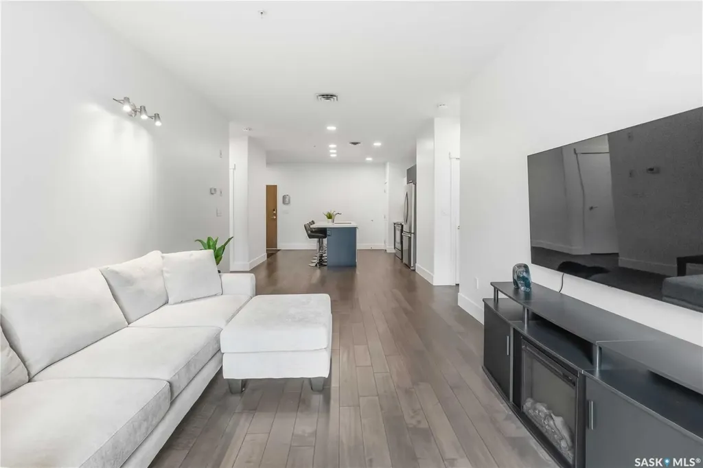 1010 Main Street Saskatoon SK S7H 0K7