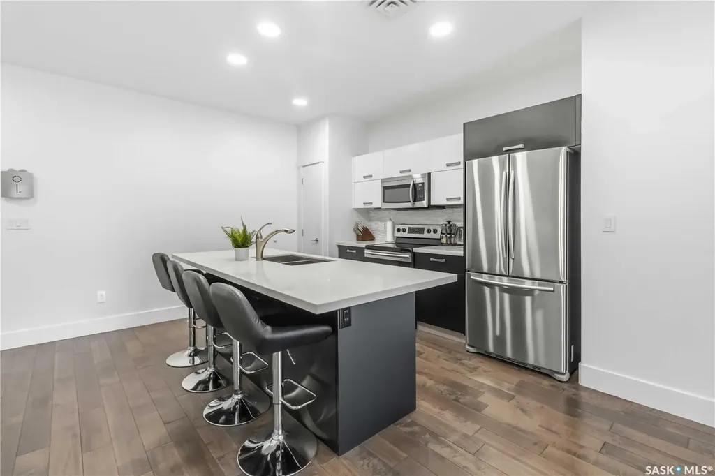 1010 Main Street Saskatoon SK S7H 0K7