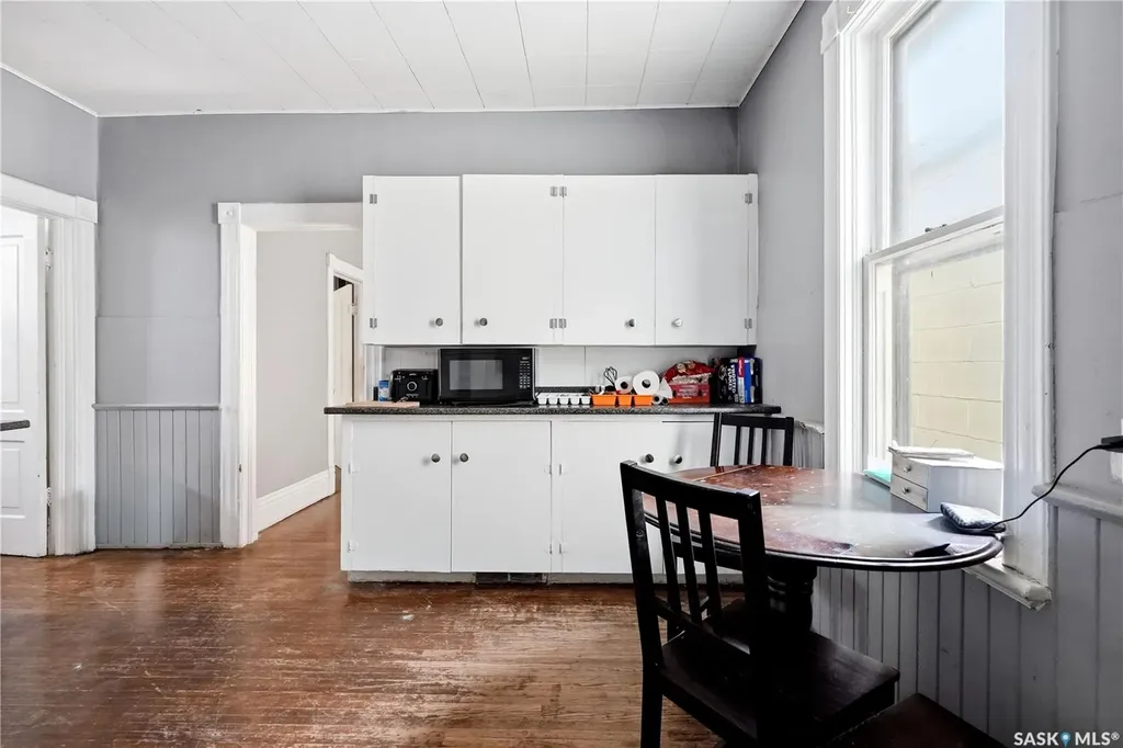 241 High Street W Moose Jaw SK S6H 1S7