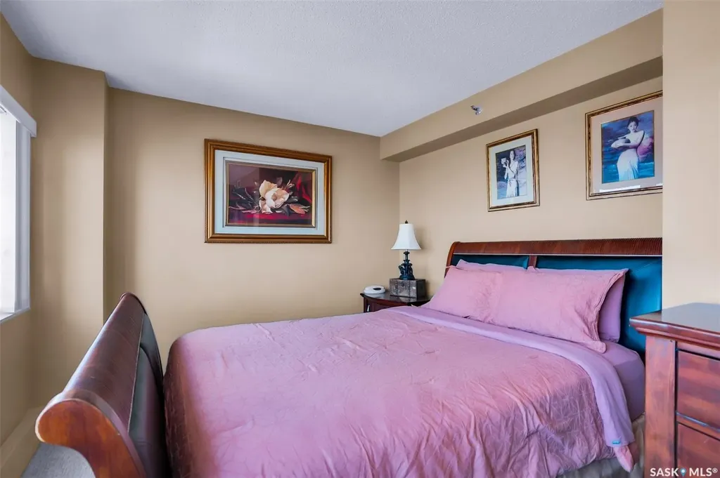 424 Spadina Crescent E Saskatoon SK S7K 6X7