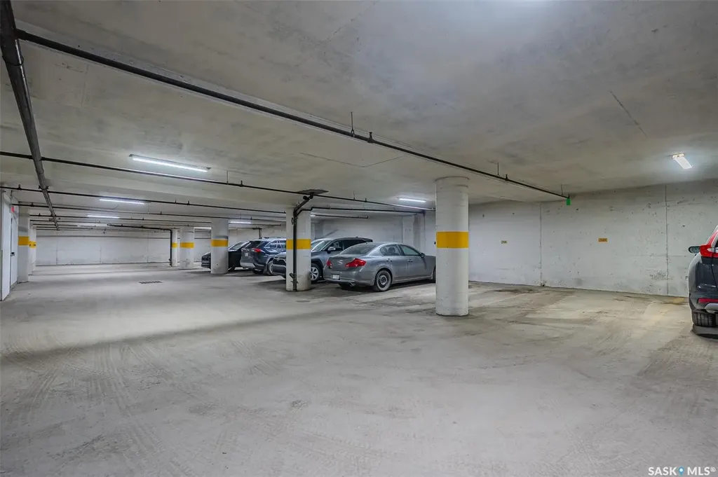 424 Spadina Crescent E Saskatoon SK S7K 6X7