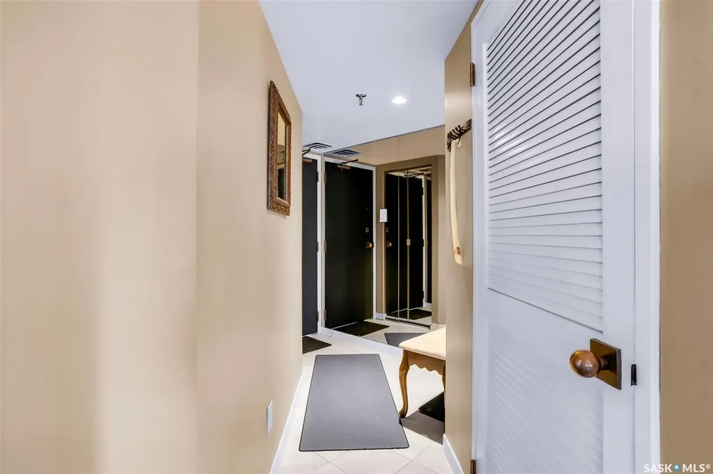 424 Spadina Crescent E Saskatoon SK S7K 6X7