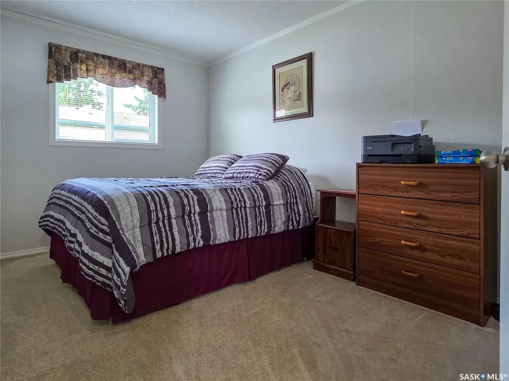555 Dielschneider Road Melville SK S0A 2P0