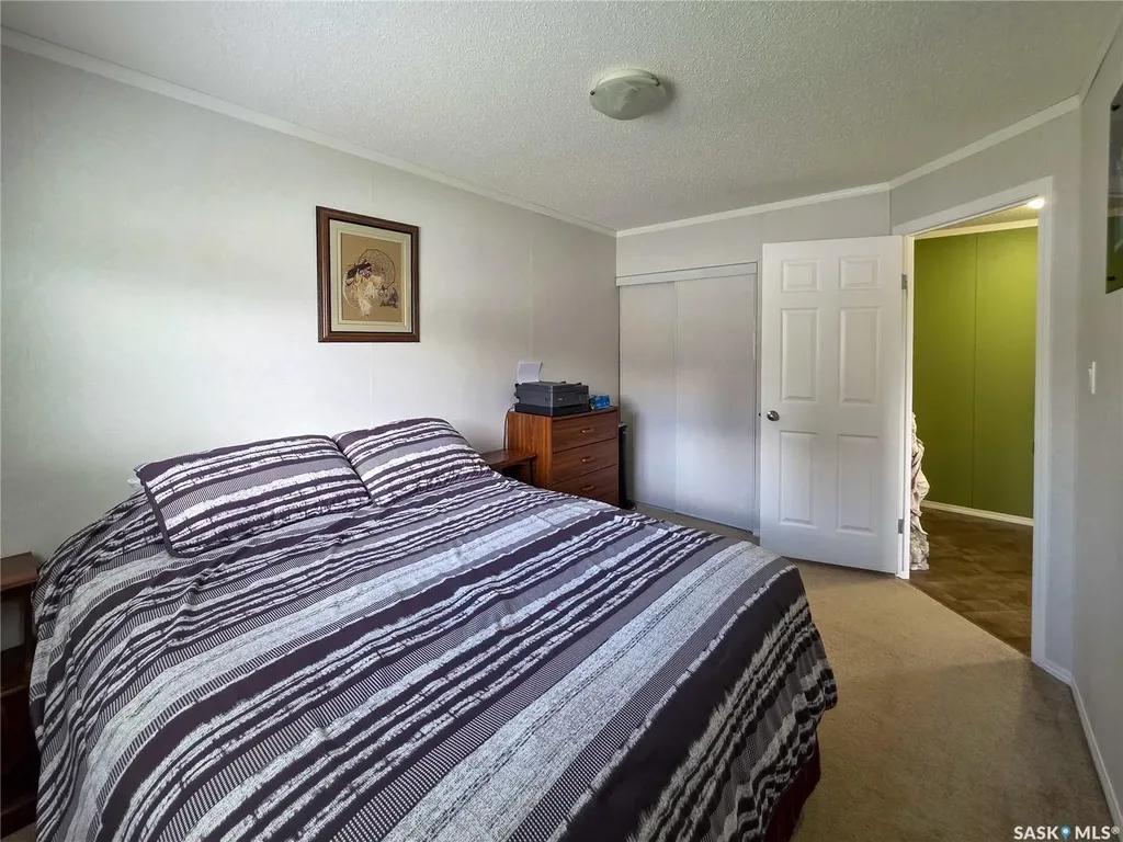 555 Dielschneider Road Melville SK S0A 2P0