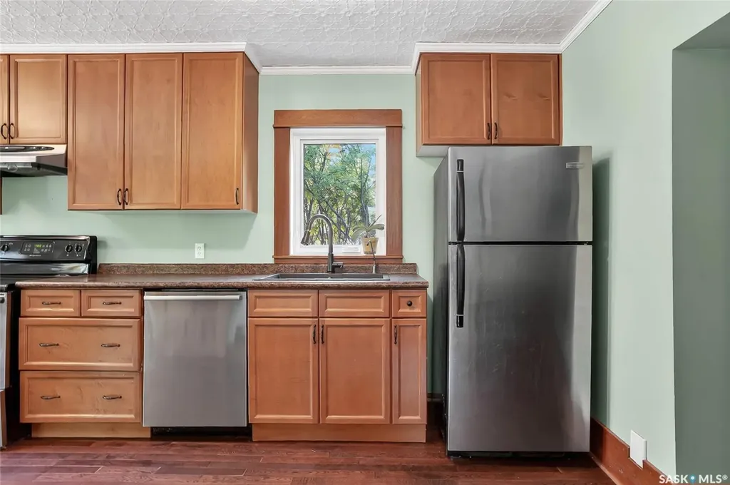 725 11th Street E Saskatoon SK S7N 0G4
