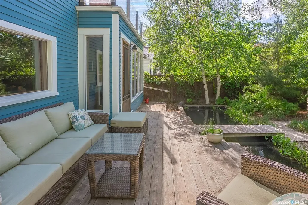 725 11th Street E Saskatoon SK S7N 0G4