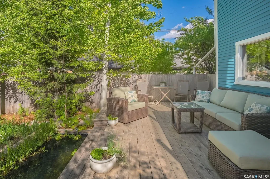 725 11th Street E Saskatoon SK S7N 0G4