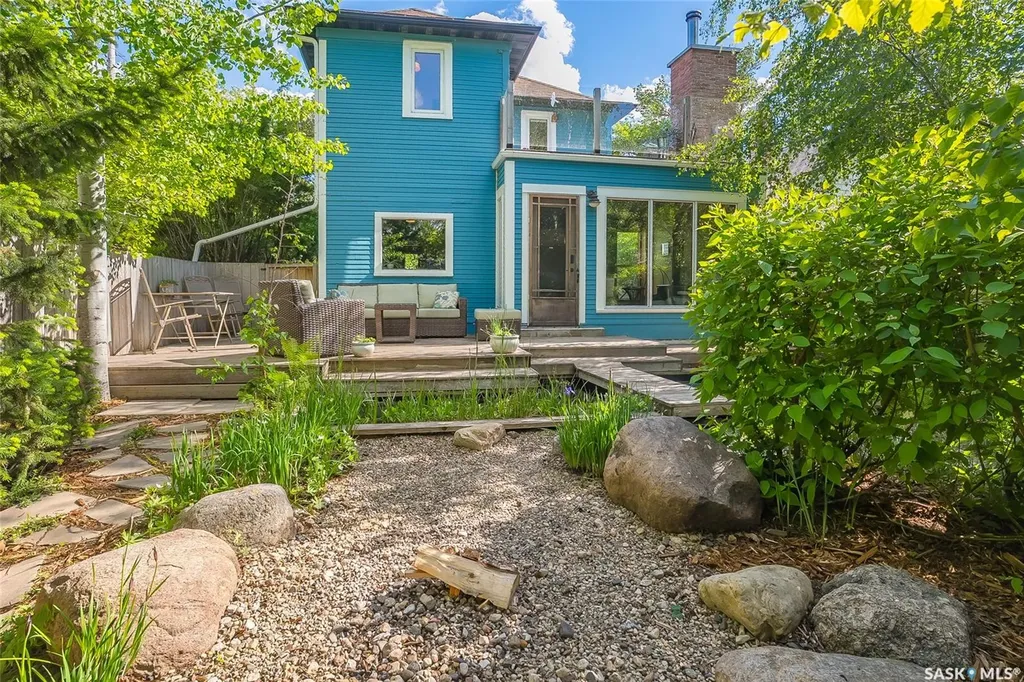 725 11th Street E Saskatoon SK S7N 0G4