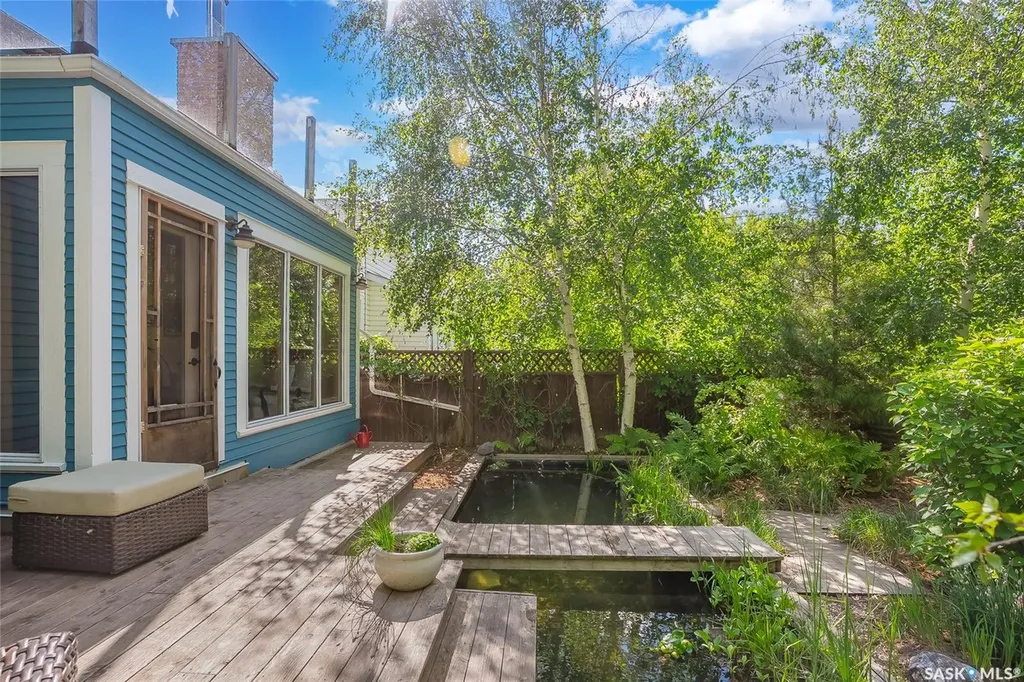 725 11th Street E Saskatoon SK S7N 0G4