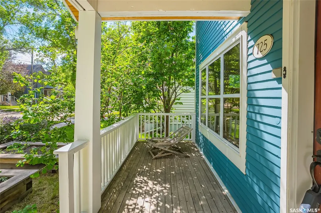 725 11th Street E Saskatoon SK S7N 0G4