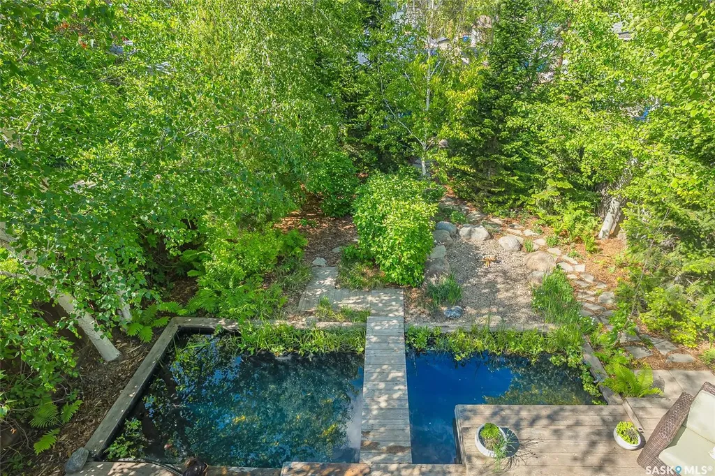725 11th Street E Saskatoon SK S7N 0G4