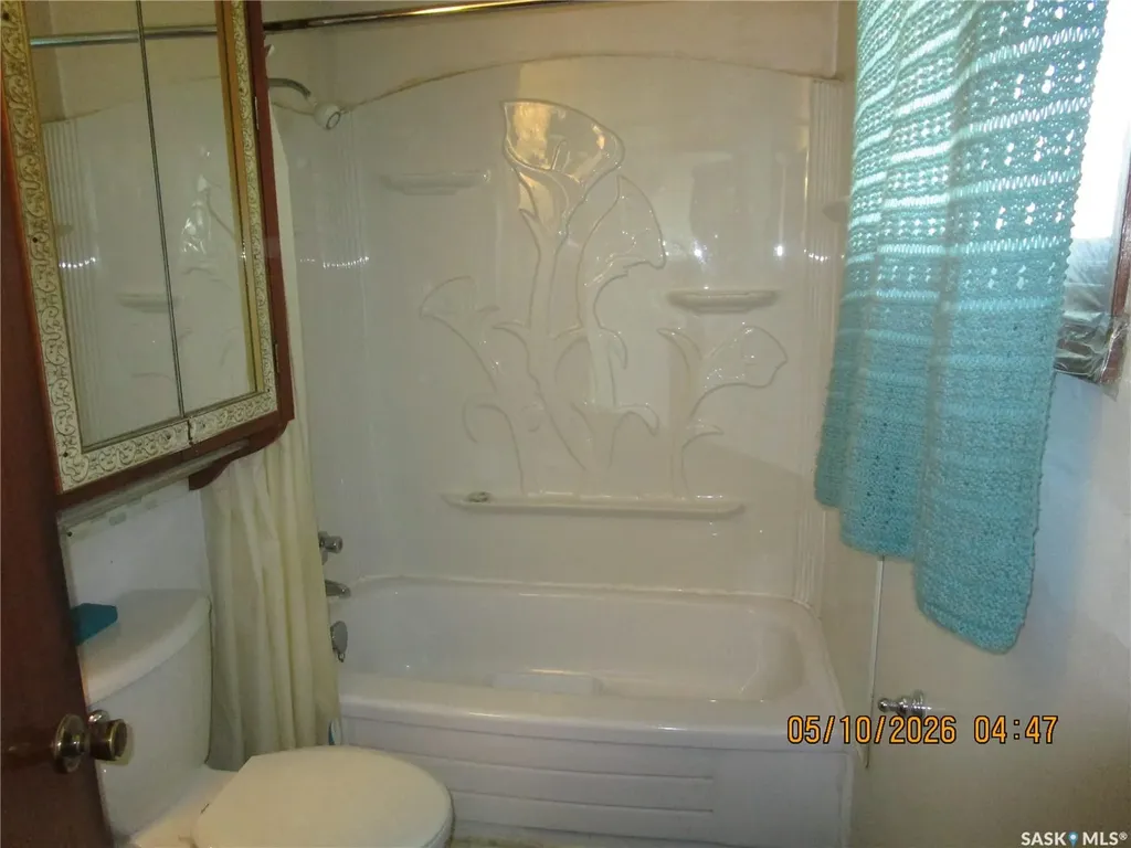 210 7th Avenue W Assiniboia SK S0H 0B0