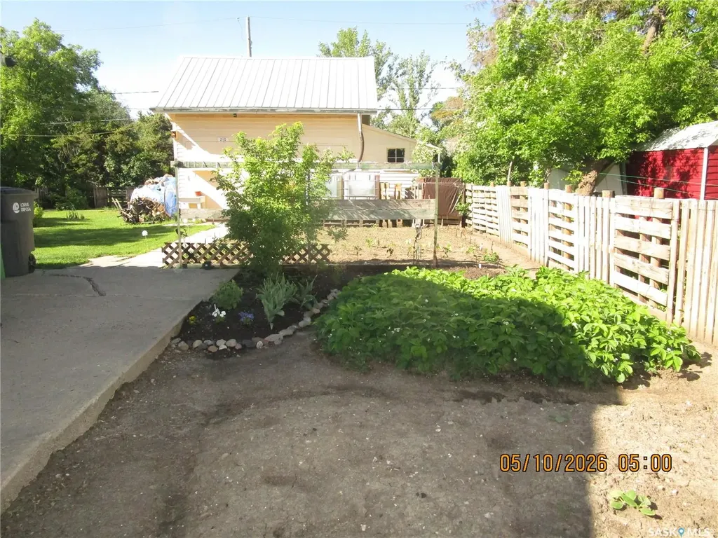 210 7th Avenue W Assiniboia SK S0H 0B0
