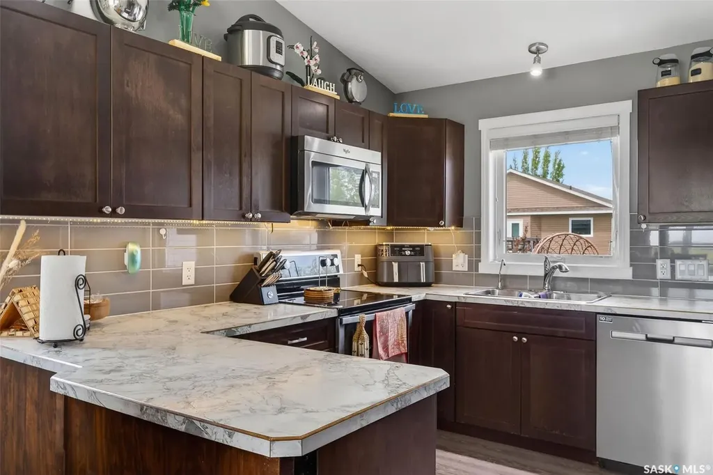 203 Saskatchewan Avenue Humboldt SK S0K 2A0