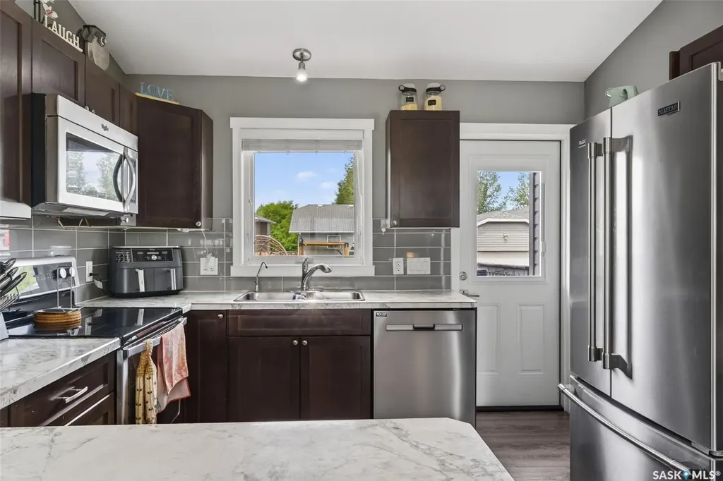 203 Saskatchewan Avenue Humboldt SK S0K 2A0