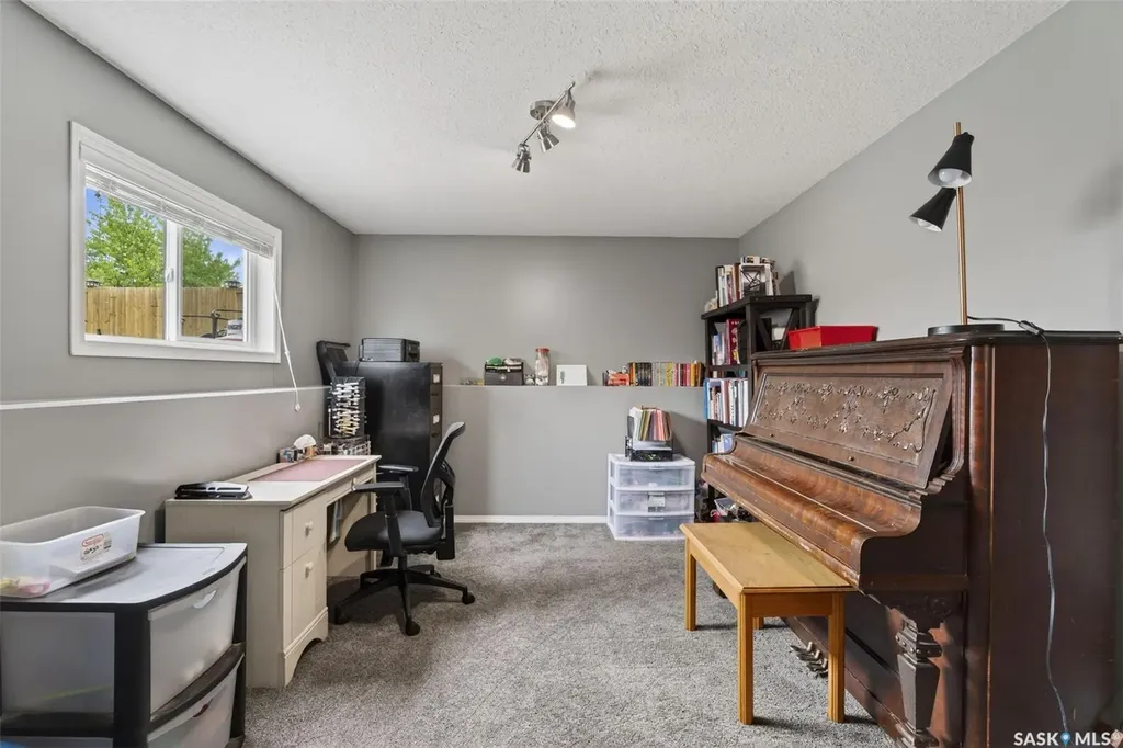 203 Saskatchewan Avenue Humboldt SK S0K 2A0