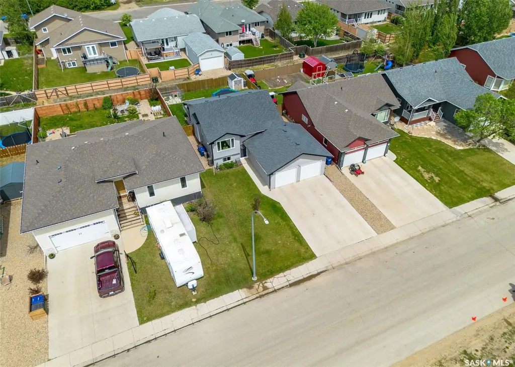 203 Saskatchewan Avenue Humboldt SK S0K 2A0