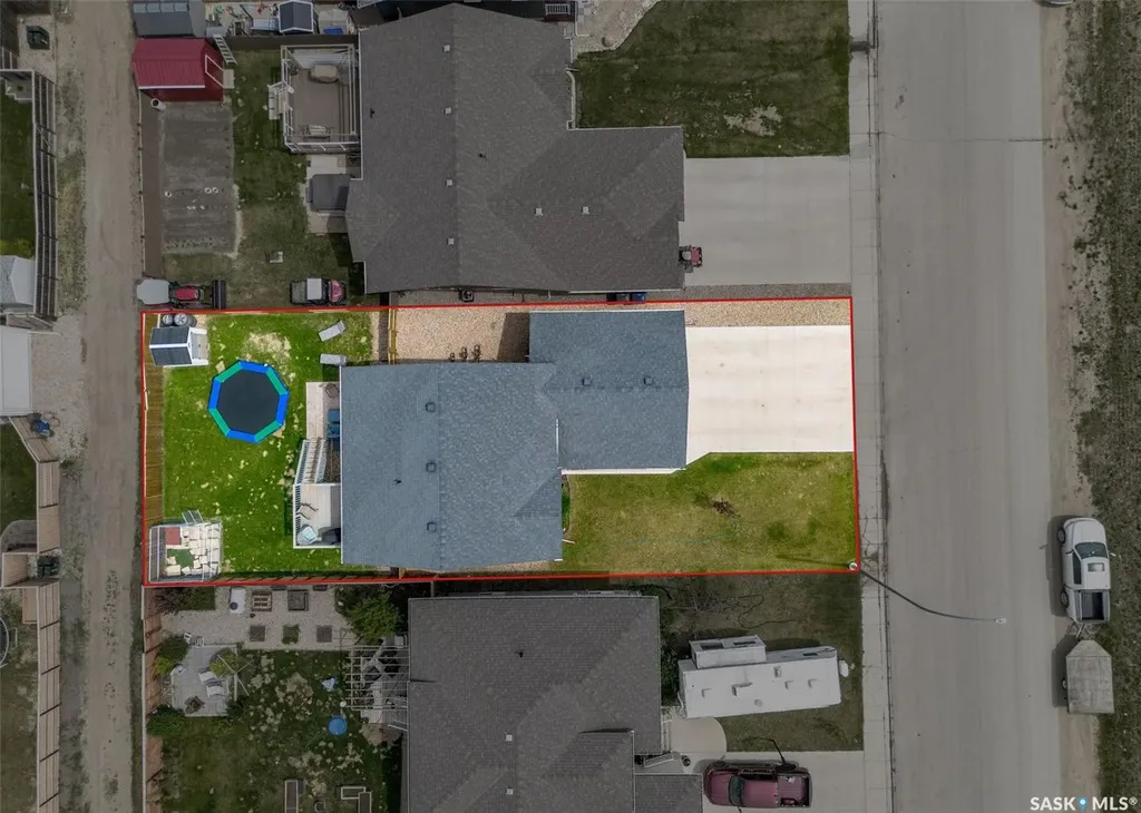203 Saskatchewan Avenue Humboldt SK S0K 2A0