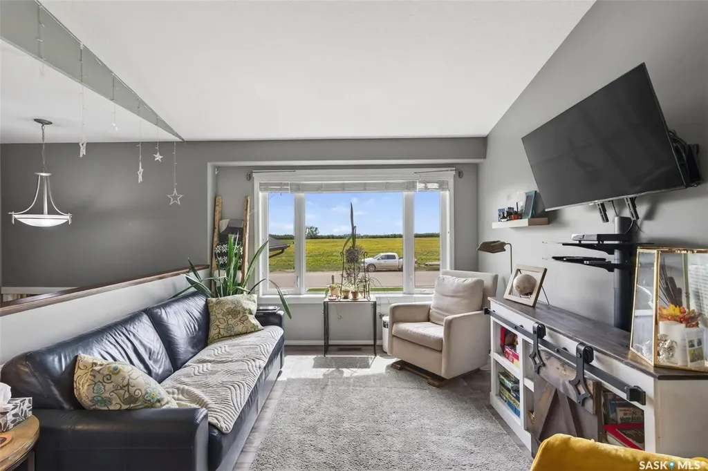 203 Saskatchewan Avenue Humboldt SK S0K 2A0