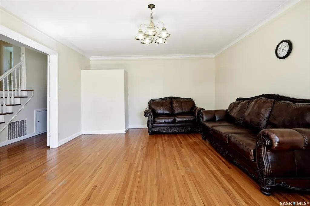 49 Scott Street Regina SK S4S 4A1