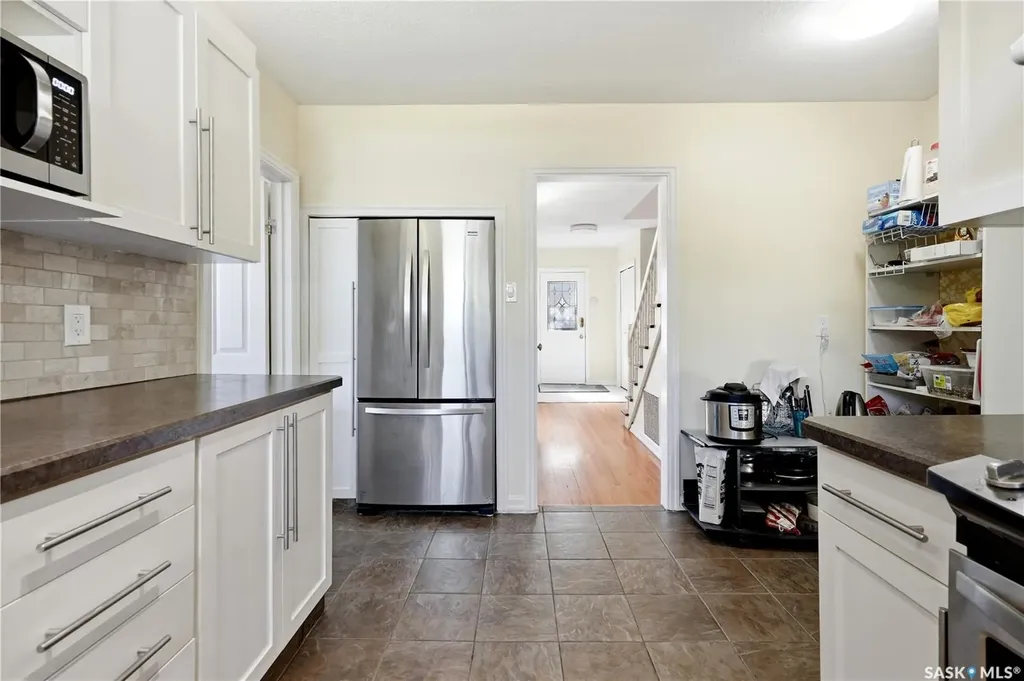 49 Scott Street Regina SK S4S 4A1