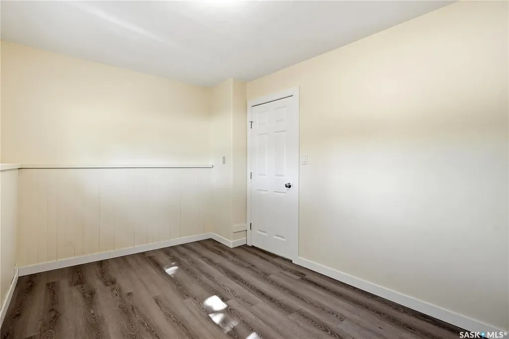 49 Scott Street Regina SK S4S 4A1