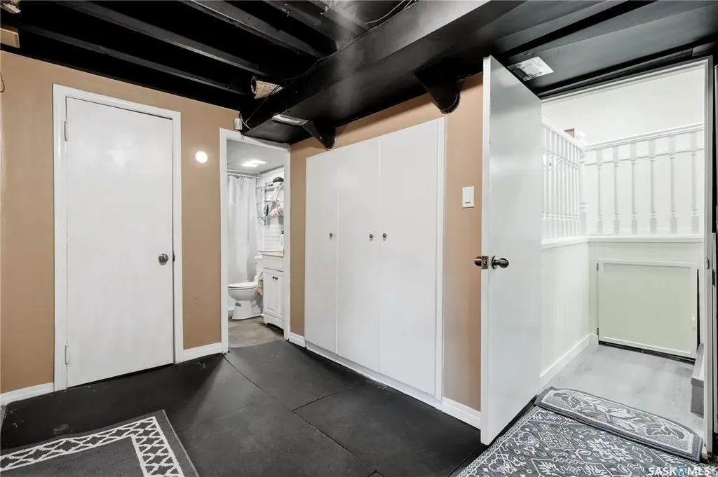 49 Scott Street Regina SK S4S 4A1