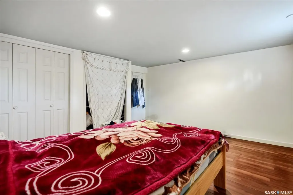 49 Scott Street Regina SK S4S 4A1