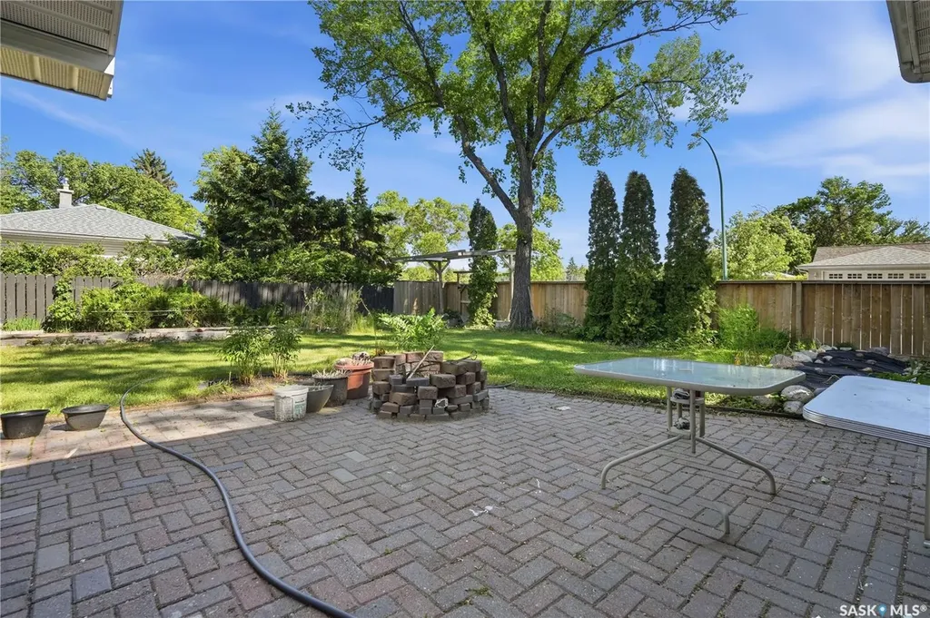 49 Scott Street Regina SK S4S 4A1