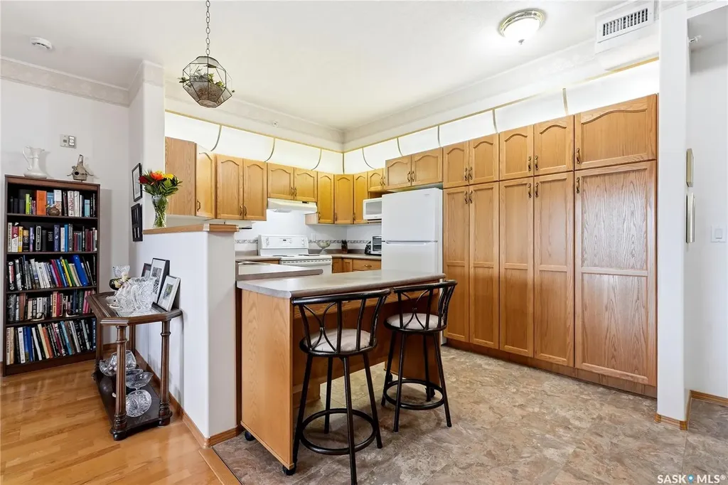 325 Keevil Crescent Saskatoon SK S7N 4R8