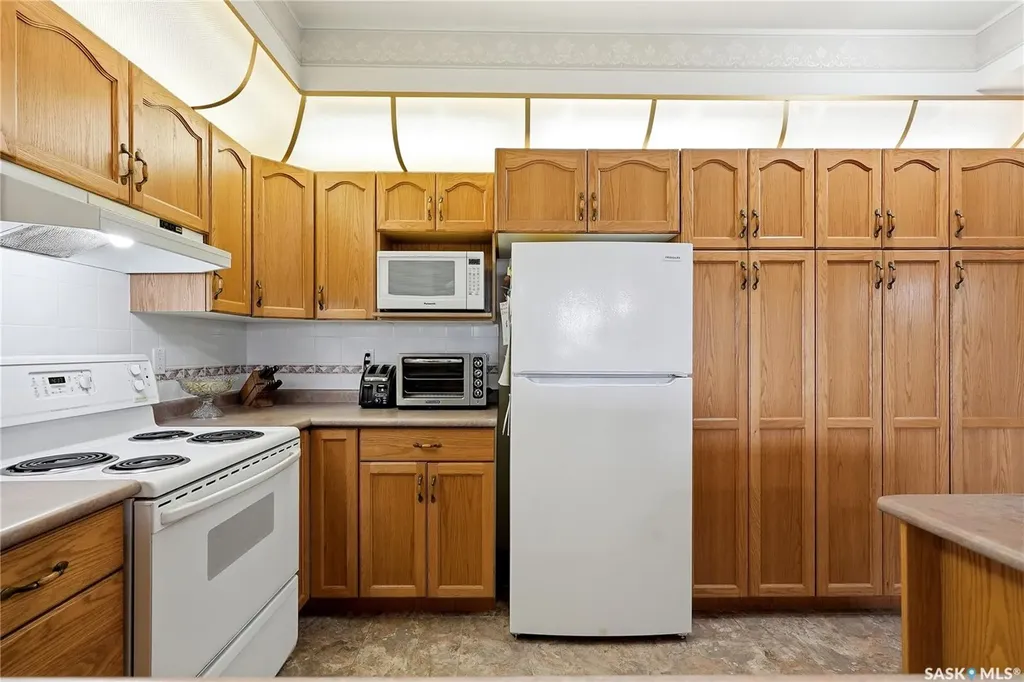 325 Keevil Crescent Saskatoon SK S7N 4R8
