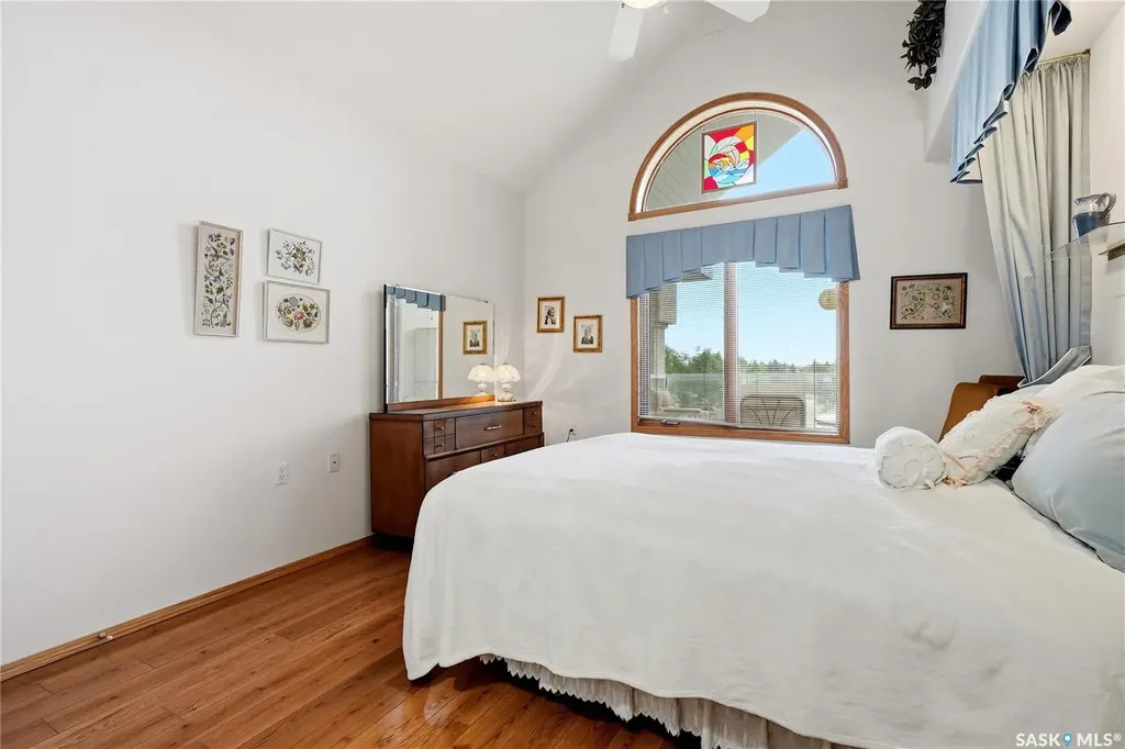 325 Keevil Crescent Saskatoon SK S7N 4R8