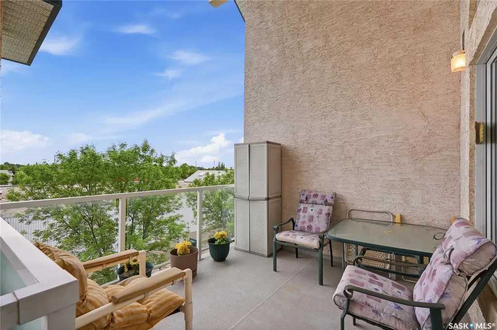 325 Keevil Crescent Saskatoon SK S7N 4R8