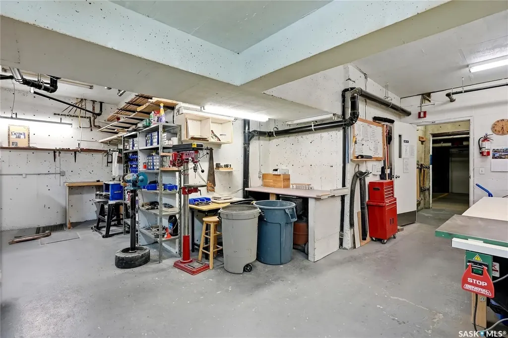 325 Keevil Crescent Saskatoon SK S7N 4R8
