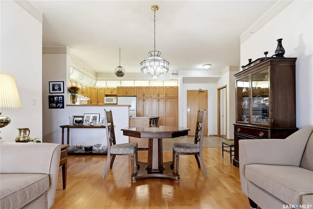 325 Keevil Crescent Saskatoon SK S7N 4R8
