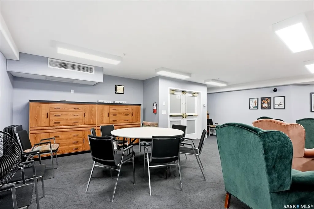 325 Keevil Crescent Saskatoon SK S7N 4R8