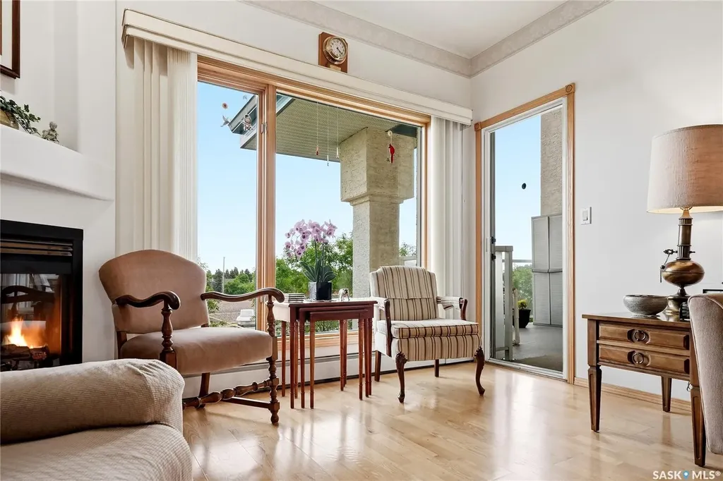 325 Keevil Crescent Saskatoon SK S7N 4R8