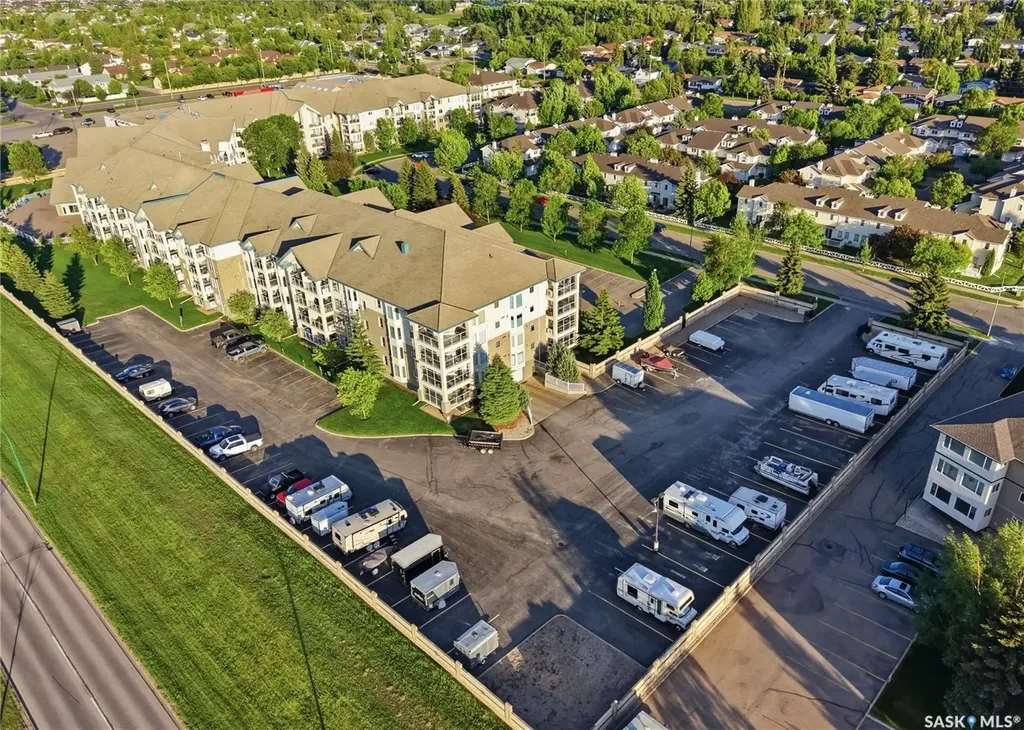 325 Keevil Crescent Saskatoon SK S7N 4R8