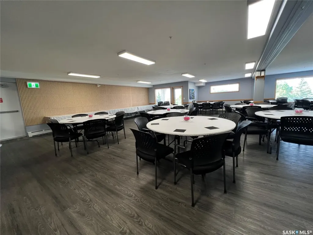 325 Keevil Crescent Saskatoon SK S7N 4R8
