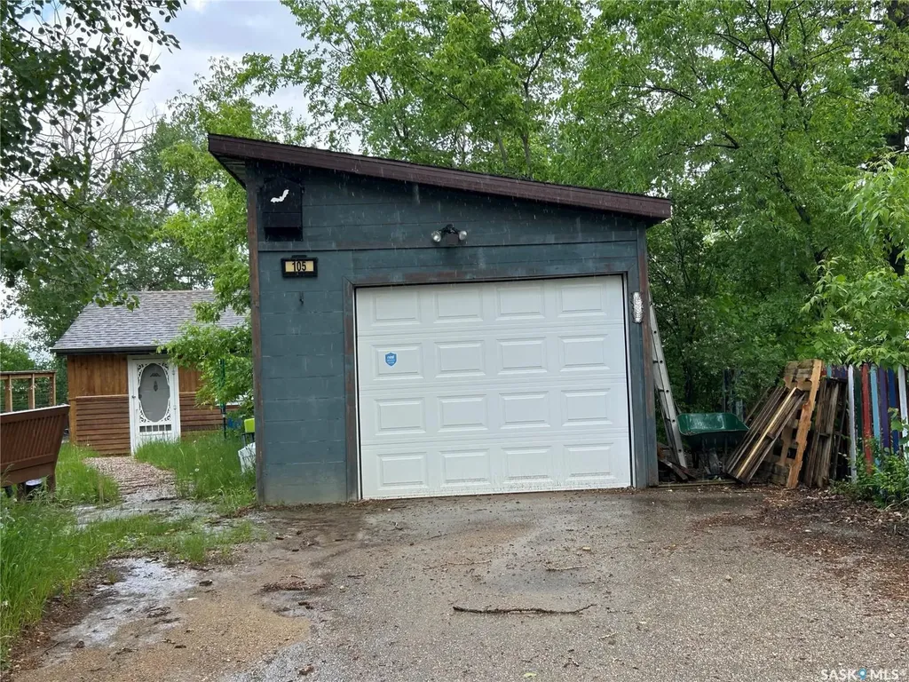 105 Briere Drive Regina Beach SK S0G 4C0