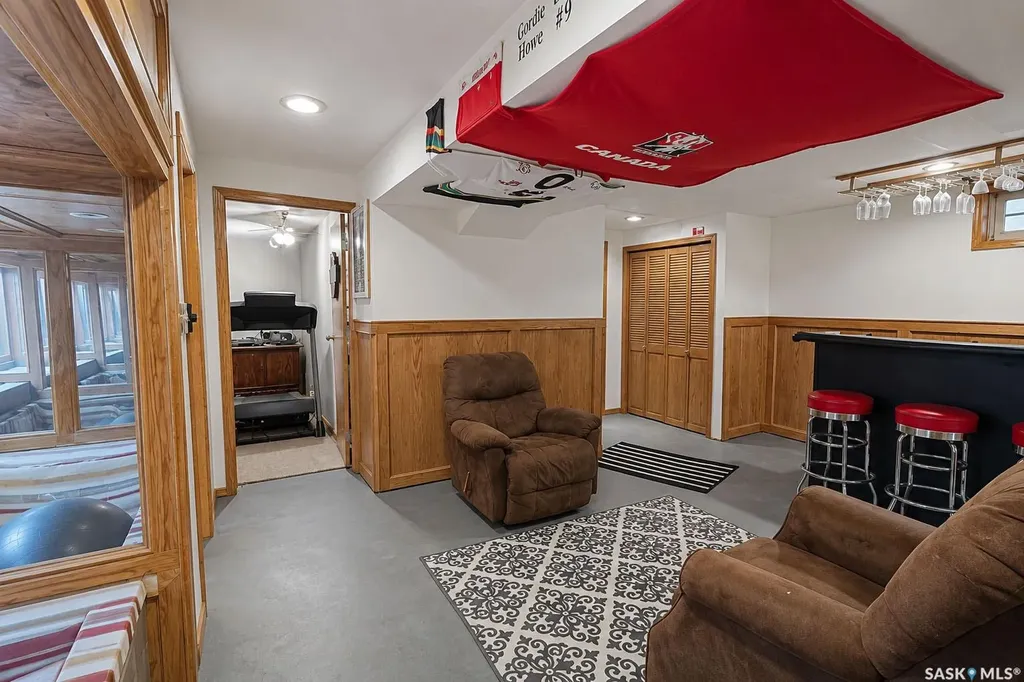 837 Conroy Place Prince Albert SK S6V 6Y7