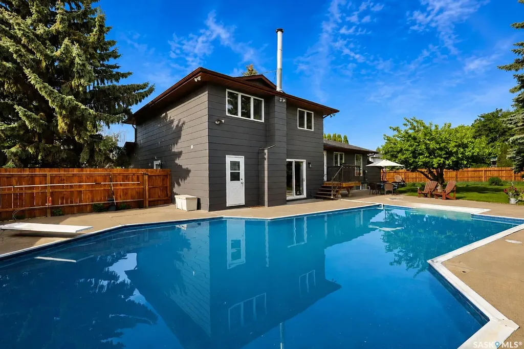 837 Conroy Place Prince Albert SK S6V 6Y7