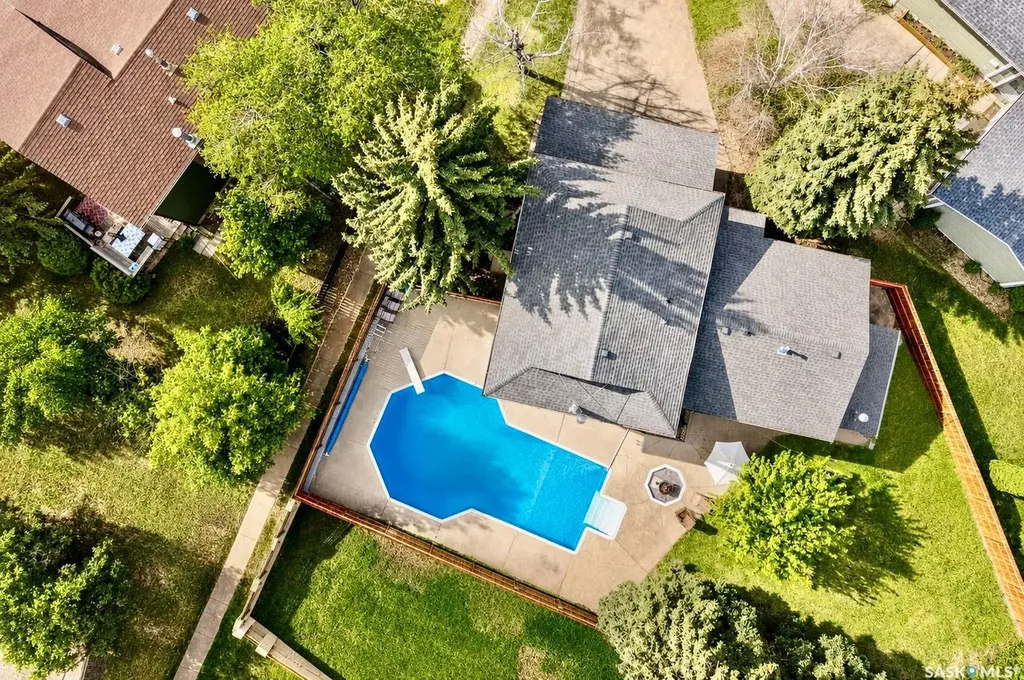 837 Conroy Place Prince Albert SK S6V 6Y7