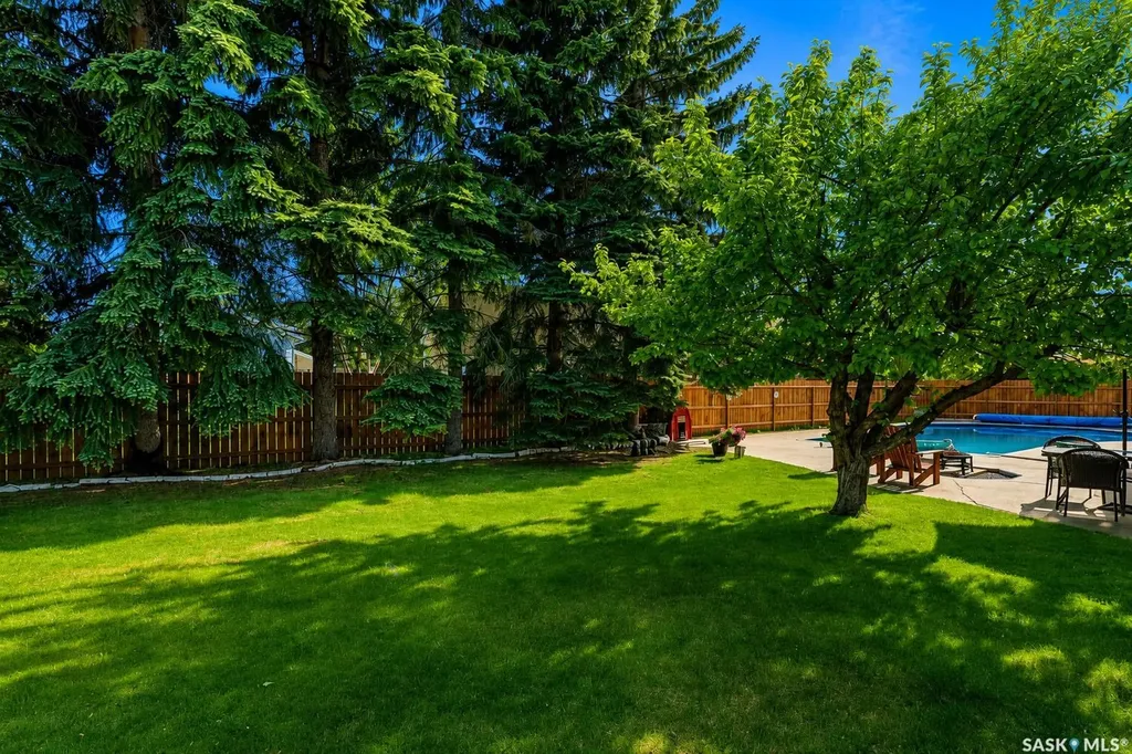 837 Conroy Place Prince Albert SK S6V 6Y7