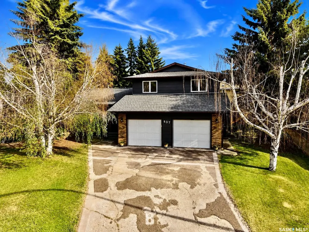 837 Conroy Place Prince Albert SK S6V 6Y7
