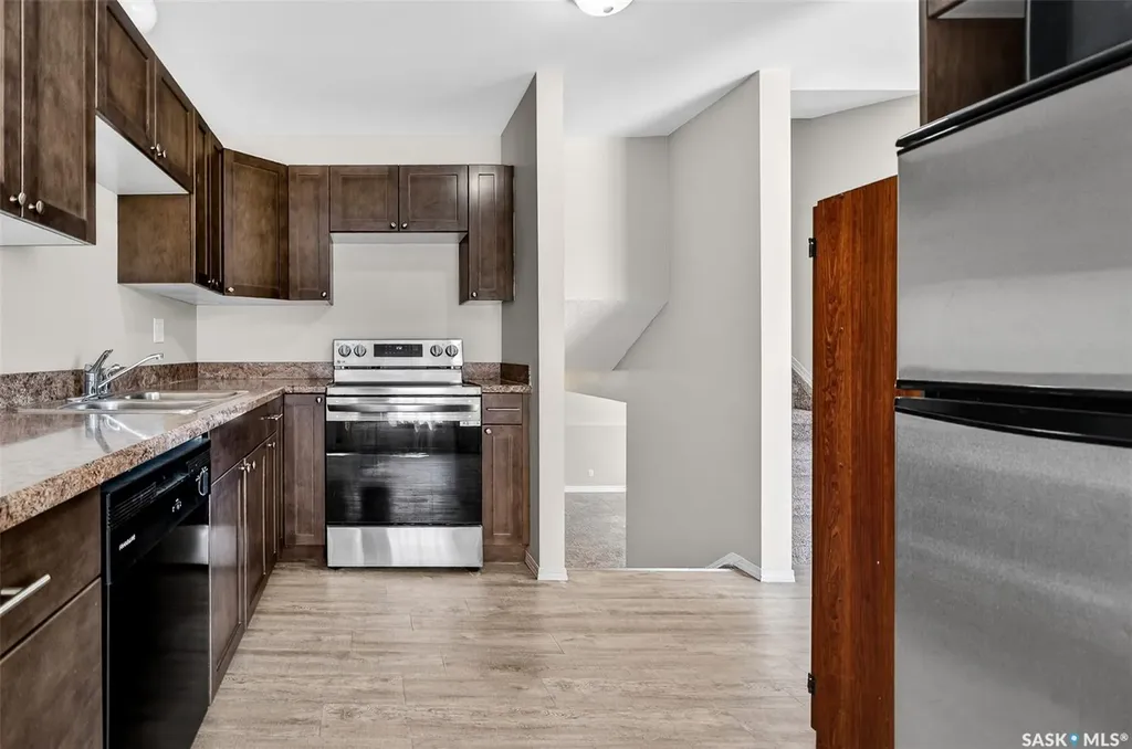 43 Arlington Avenue Moose Jaw SK S6K 1B2