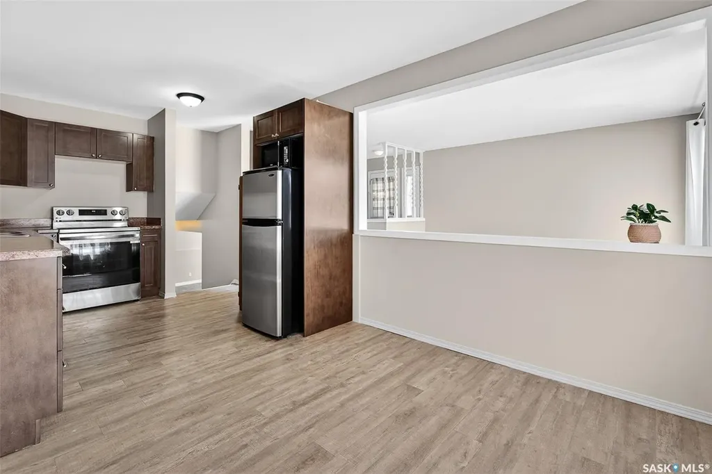 43 Arlington Avenue Moose Jaw SK S6K 1B2